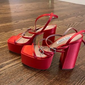 Steve Madden Platform Heel